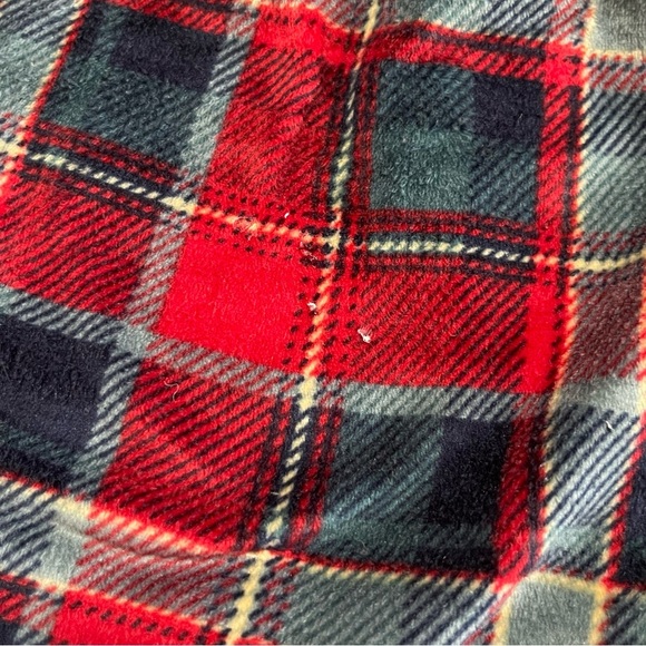 Secret Treasures Red And Green Plaid Pajama Set - Picture 8 of 11